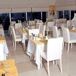 Perla Mare Szálloda 3*