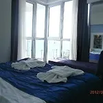 Szálloda Perla Mare 3*
