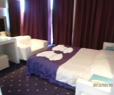 Perla Mare 3*