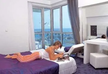 호텔 Perla Mare 3*