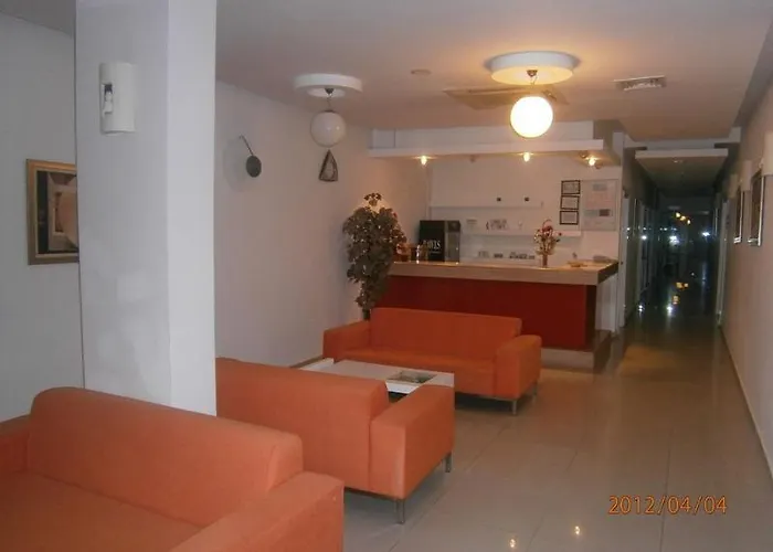 Hotell Perla Mare 3*