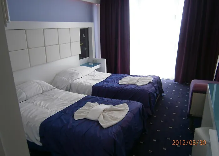 Perla Mare Hotell 3*
