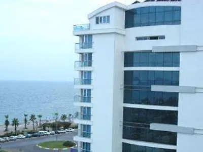 Hotell Perla Mare 3*